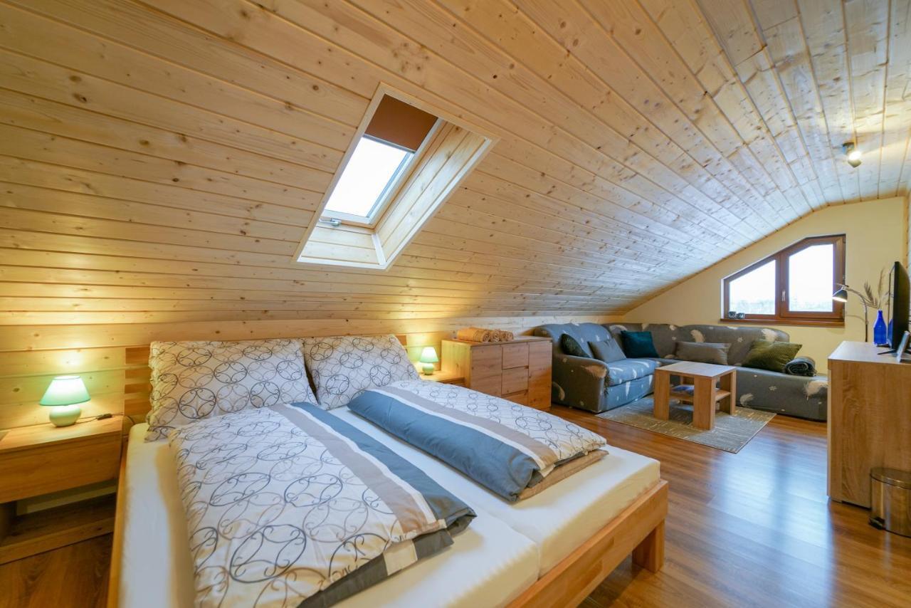 Villa Triti Stará Lesná Exteriör bild