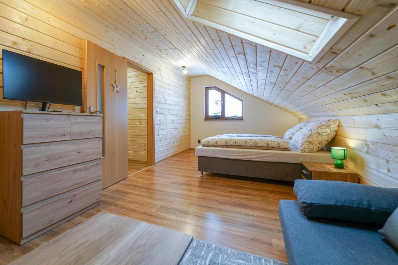 Villa Triti Stará Lesná Exteriör bild