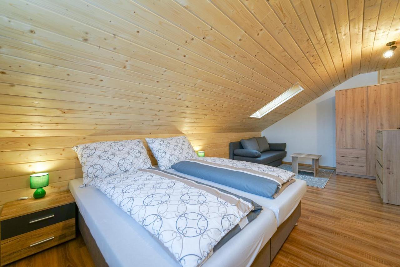Villa Triti Stará Lesná Exteriör bild